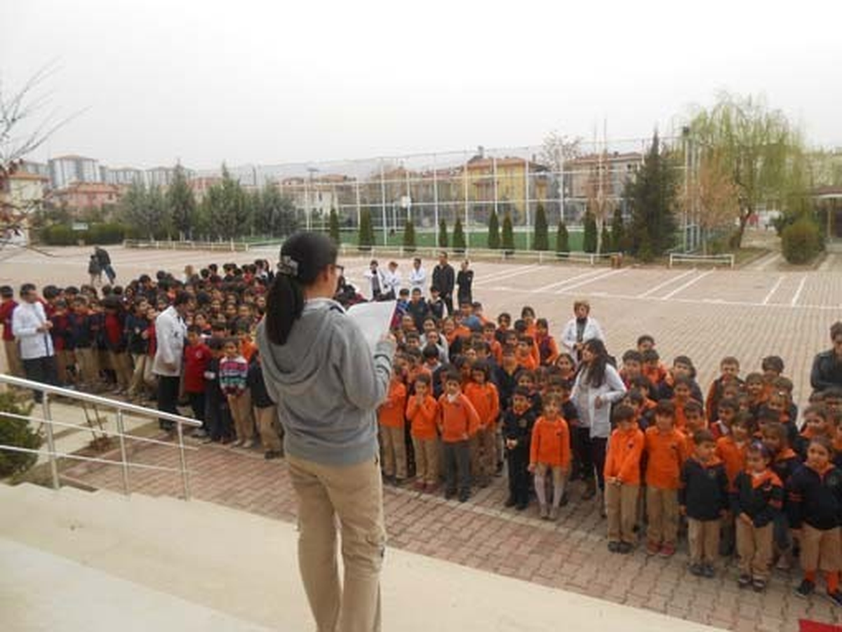 Öğrenciler Yangın ve Deprem Tatbikatı Yaptı