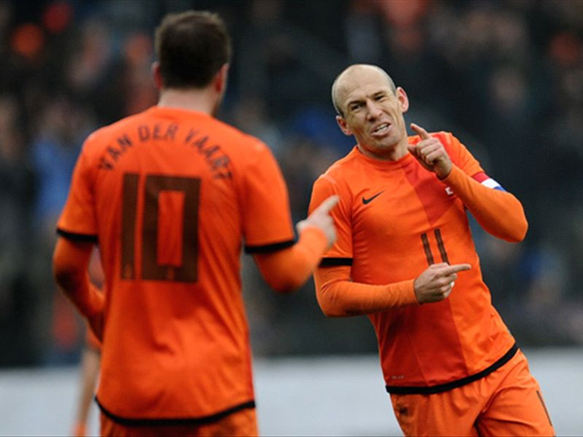 Robben Fransa Maçında Yok