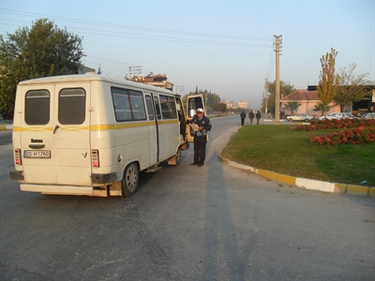 Servis Araçlarına 79 Bin 347 TL Para Cezası Kesildi