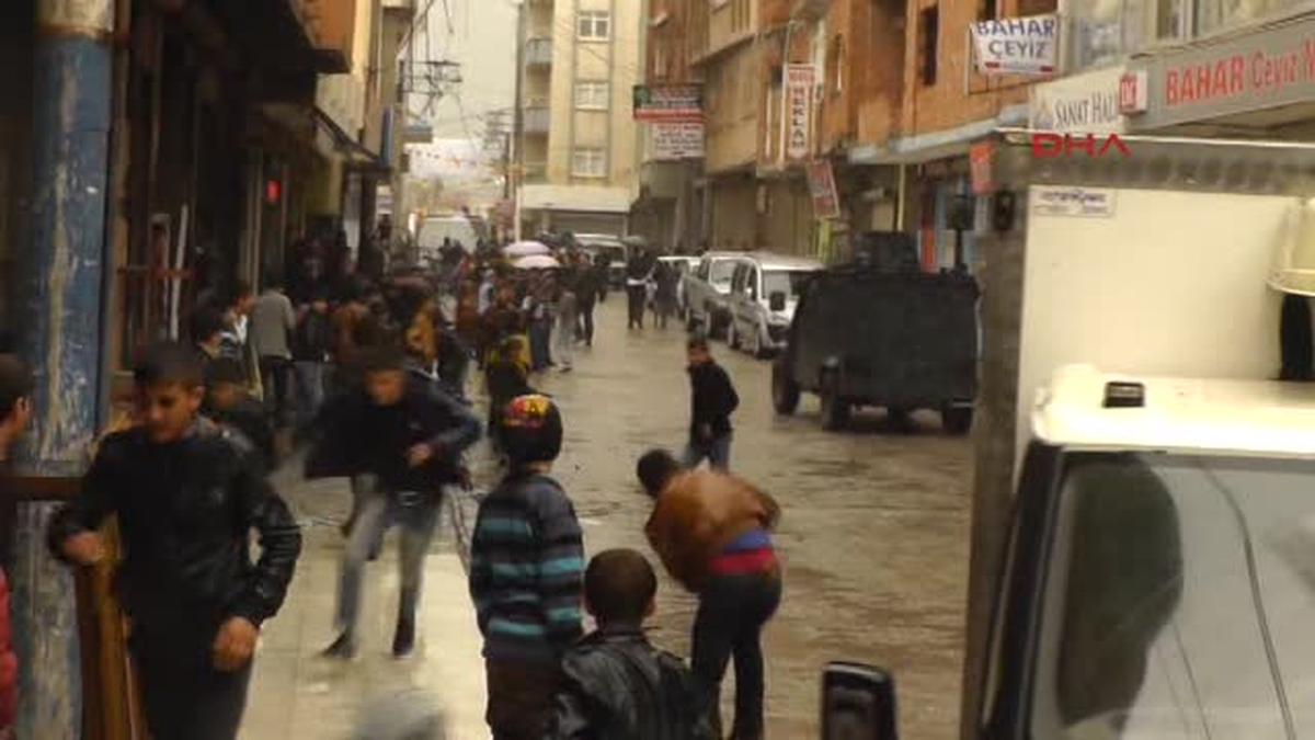 Silopi\'de Olaylı Kadınlar Günü Kutlaması