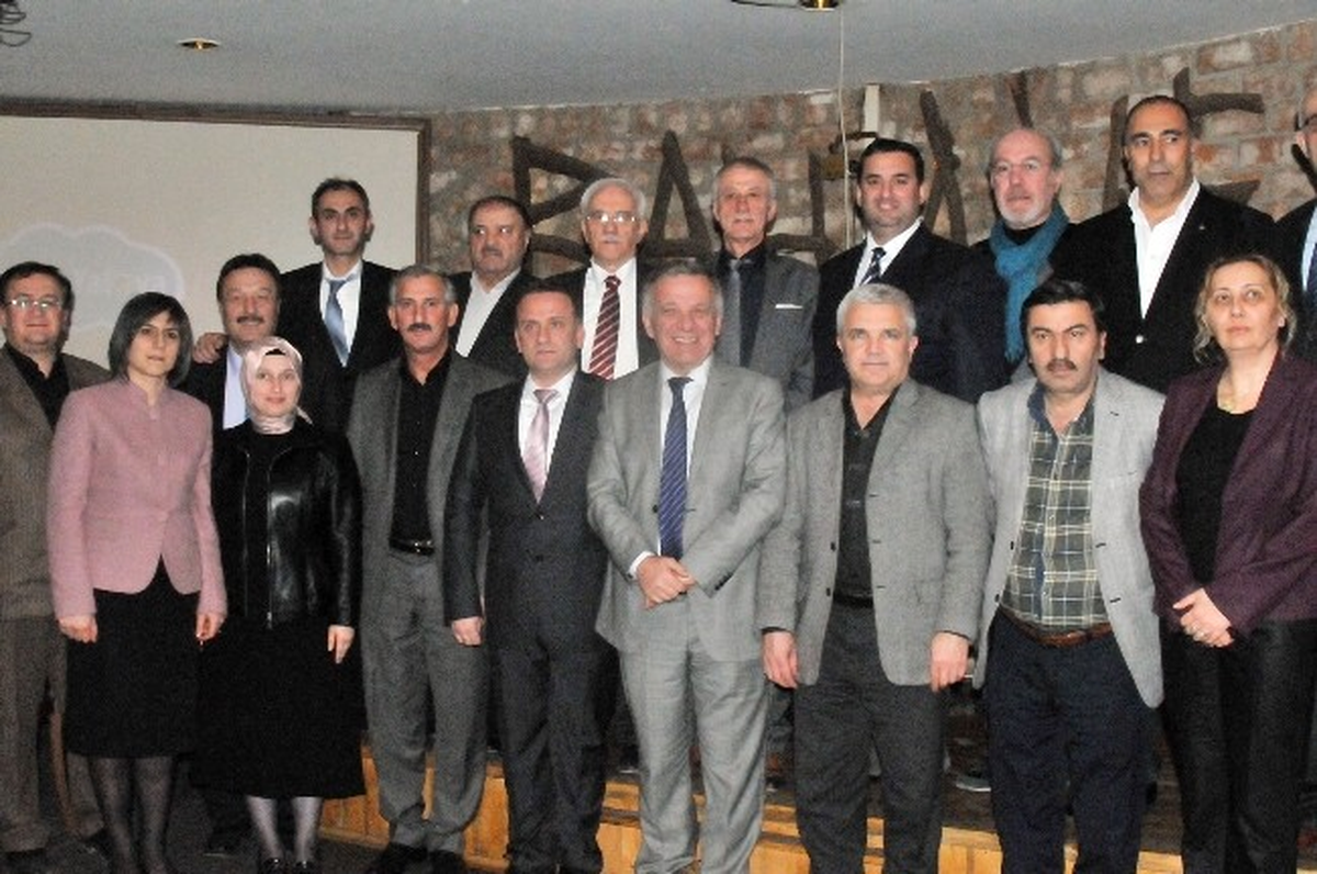 Yalova Belediye Meclisi Üyeleri Vedalaştı