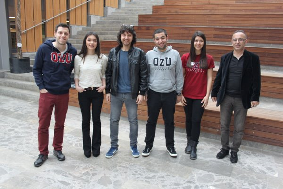 90'lar Dizisi Ekibi Özyeğin Üniversitesi'ndeydi