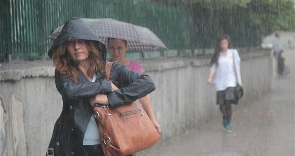 Ağrı\'da Karla Karışık Sağanak