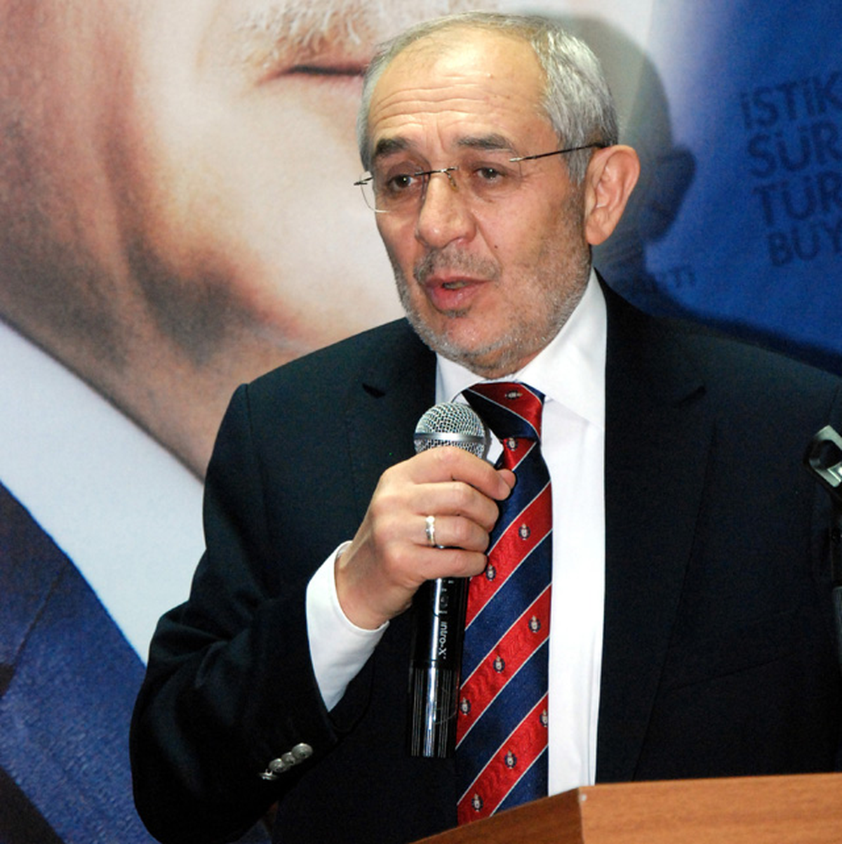 "Türkiye\'de Kaos mu Olacak, İstikrar mı Olacak?"