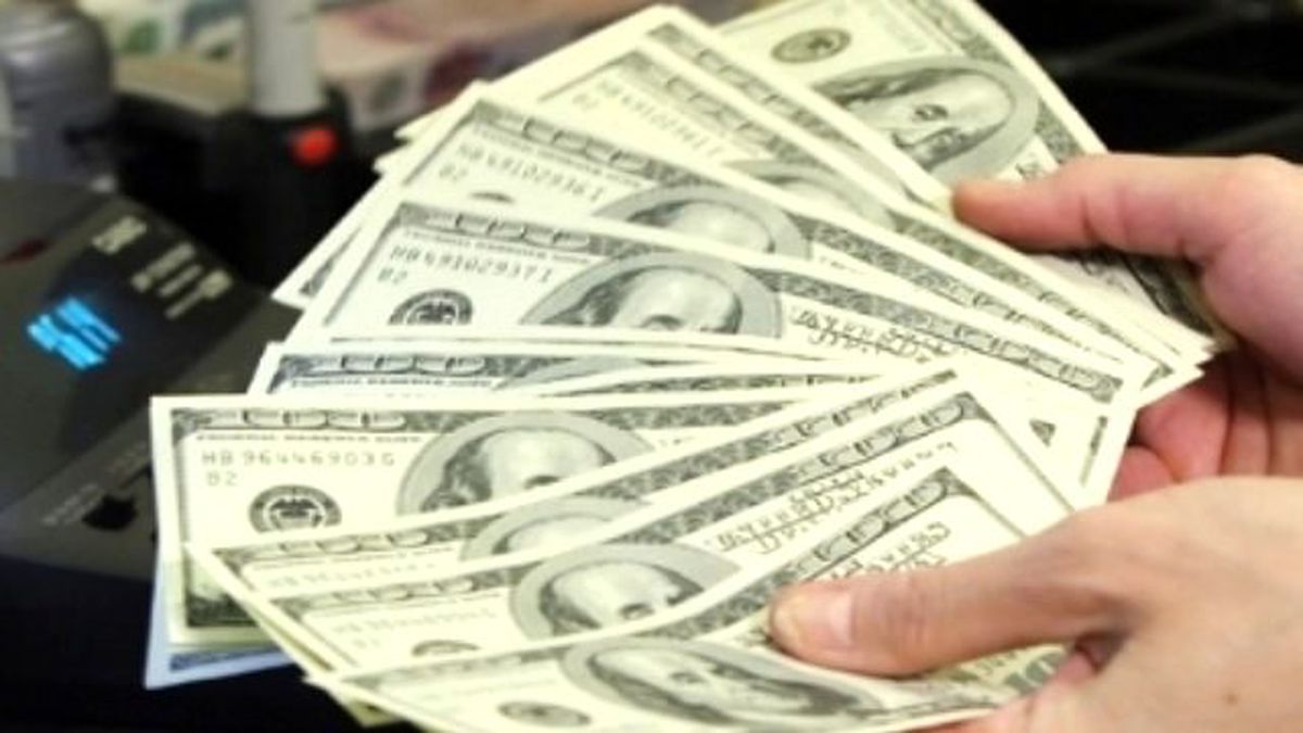 Dolarda Düşüşün Sürmesi ABD ve Rusya\'ya Bağlı