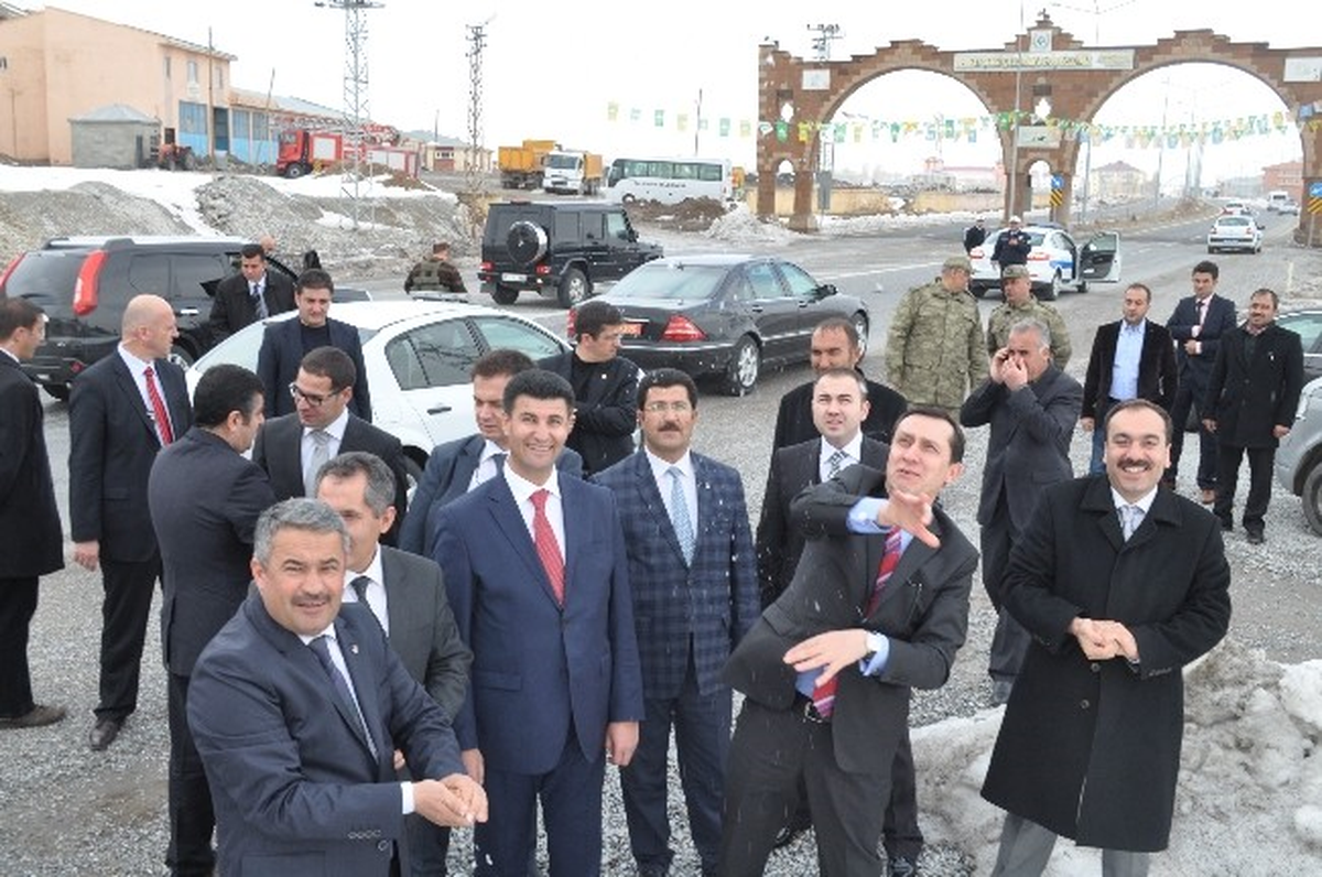 Başbakan Yardımcısı İşler\'in Van Ziyareti