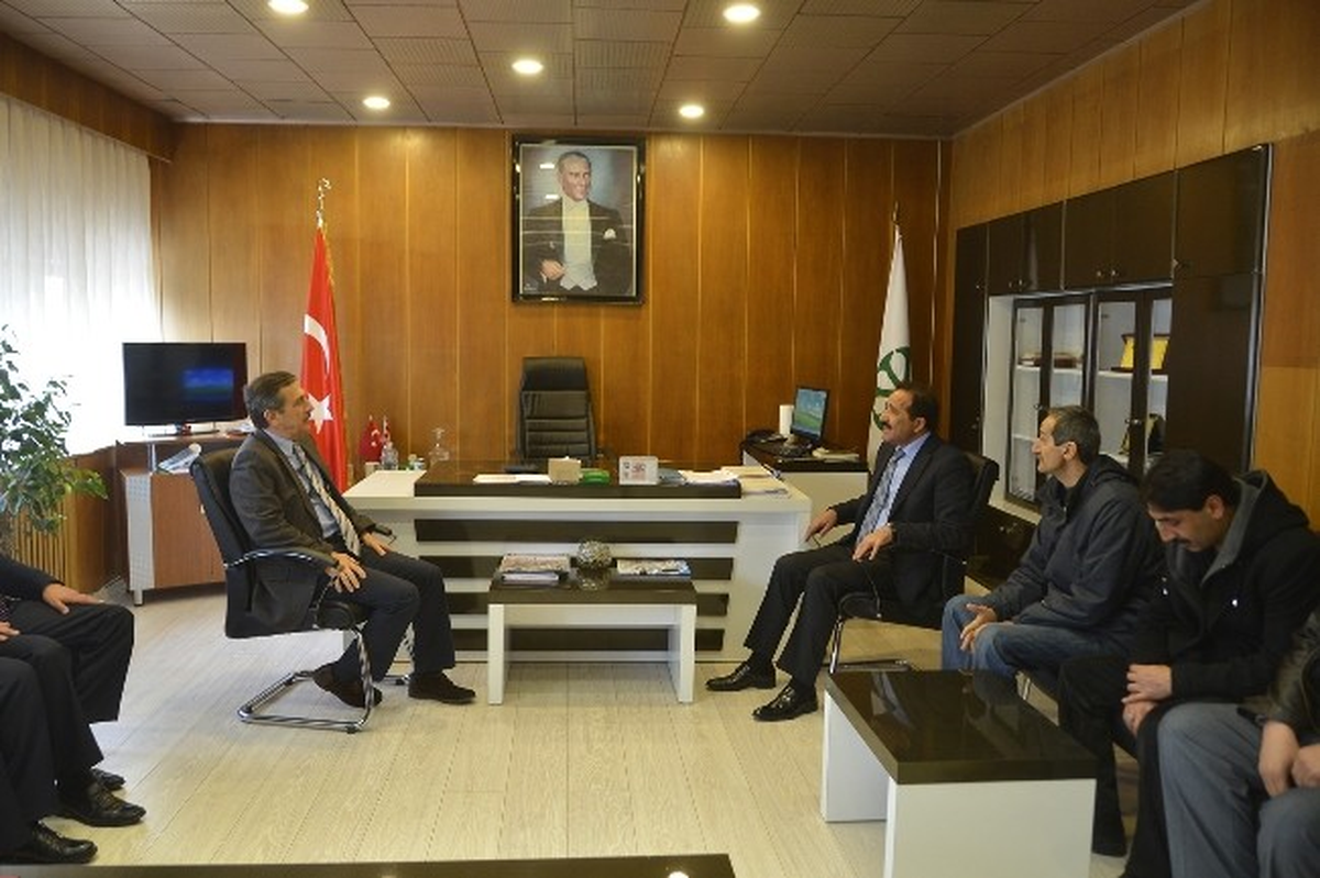 Tepebaşı Belediye Başkanı Ataç\'tan Şeker Fabrikası Ziyareti
