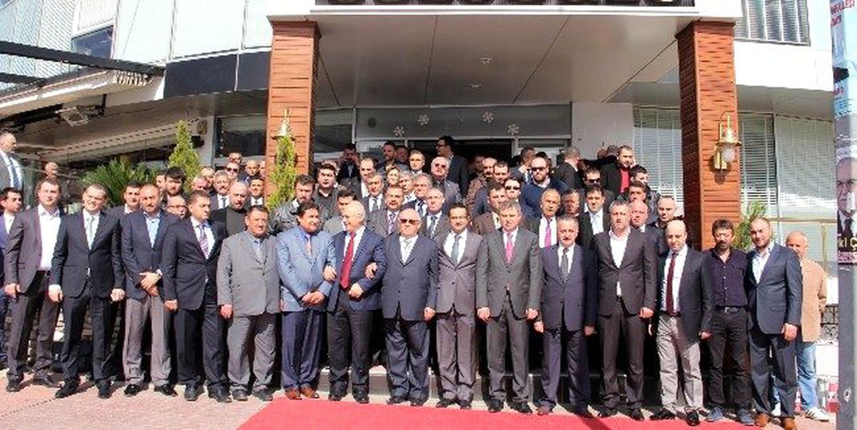 Çamaş, İş Adamlarıyla Bir Araya Geldi