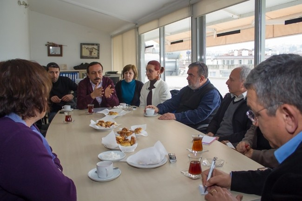 CHP\'nin Kuşadası Adayı Kayalı, Mimarlar ile Bir Araya Geldi