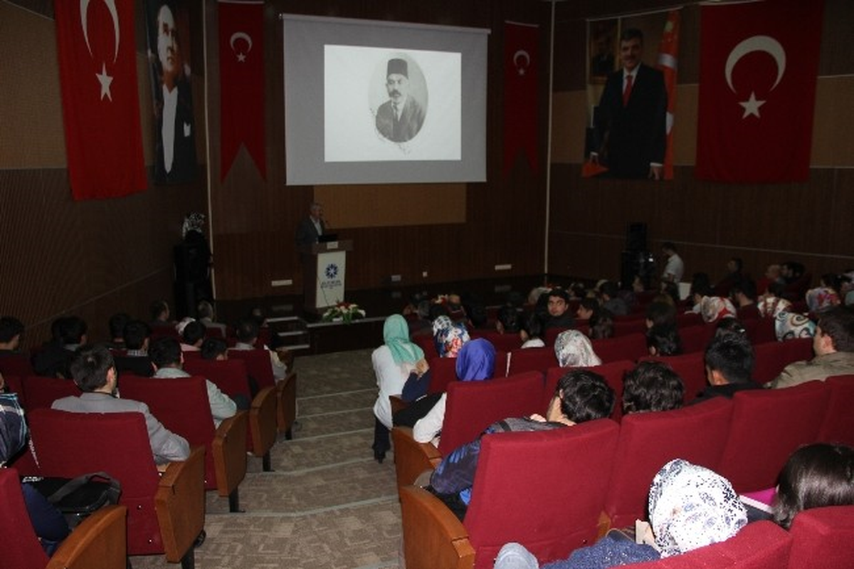 Doğan, İstiklal Marşı ve Akif\'i Anlattı
