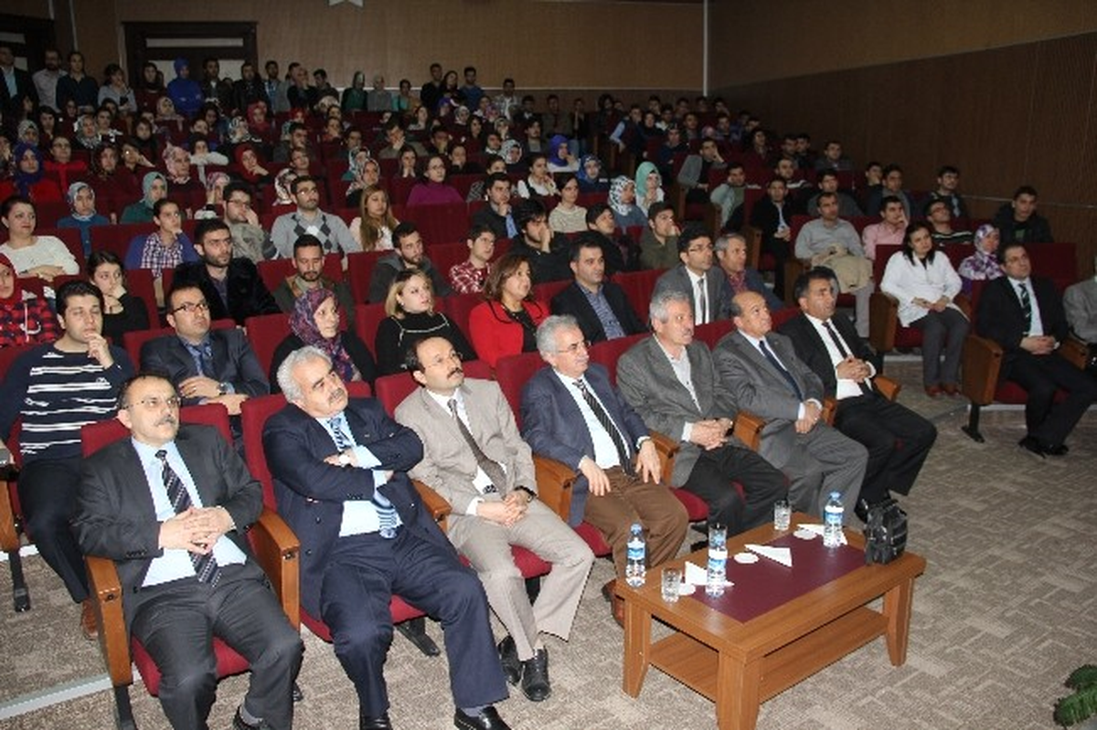 Etü\'de "Mehmet Akif Ersoy ve İstiklal Marşı" Adlı Konferans Düzenlendi