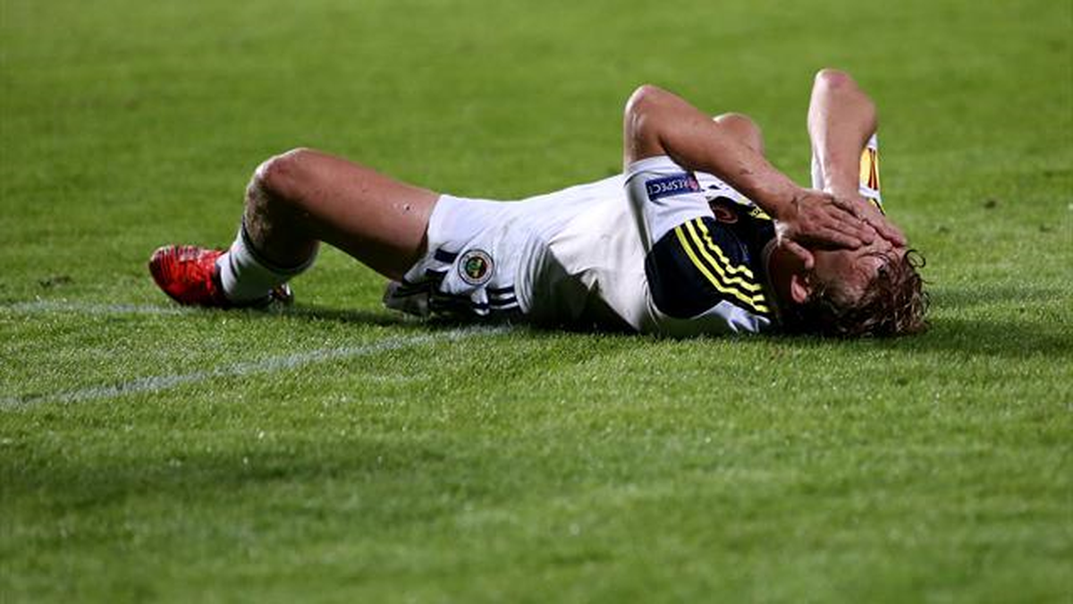 Fenerbahçe\'nin Hollandalı Futbolcusu Dirk Kuyt\'ta Büyük Düşüş