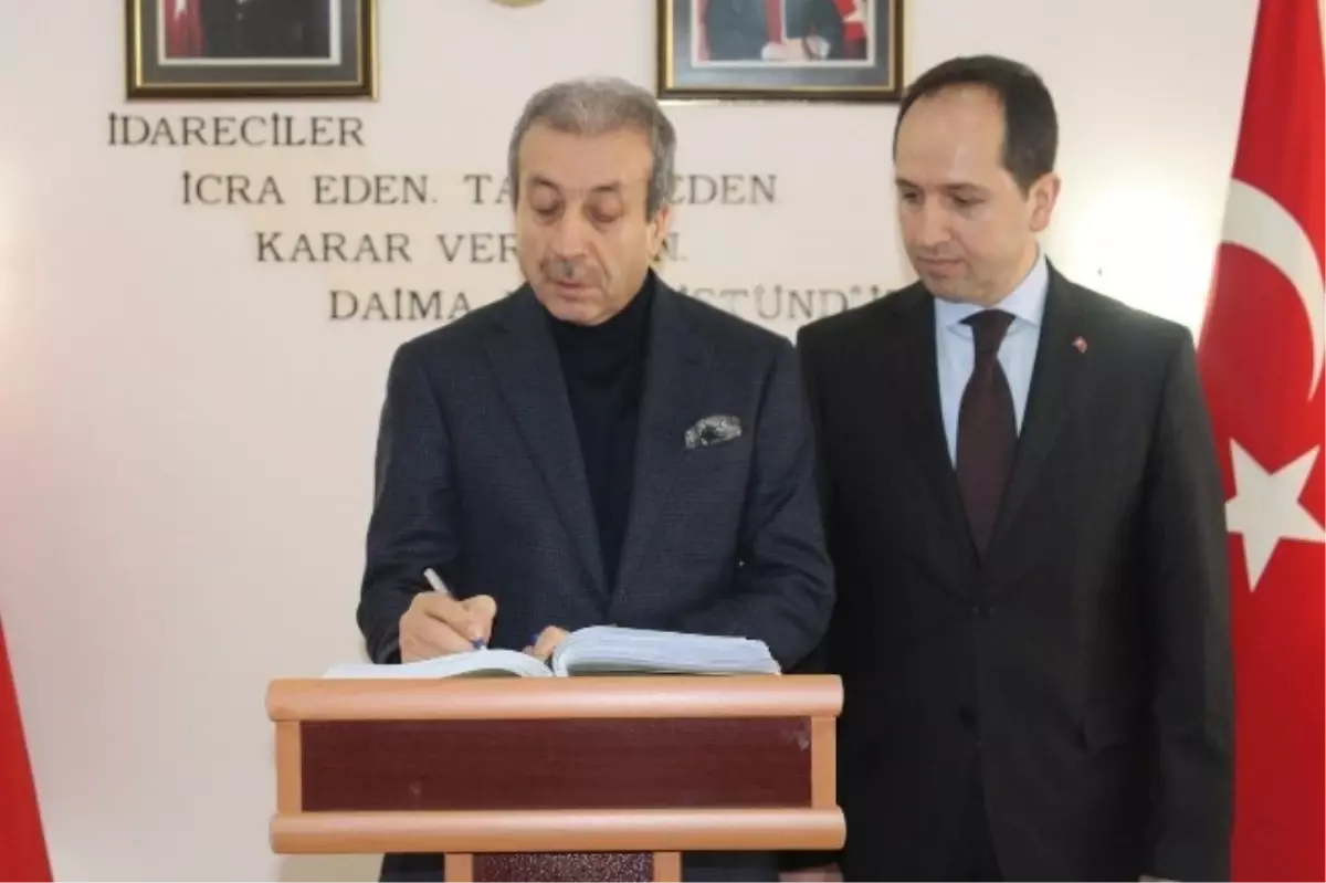 Gıda, Tarım ve Hayvancılık Bakanı Eker Hakkari\'de