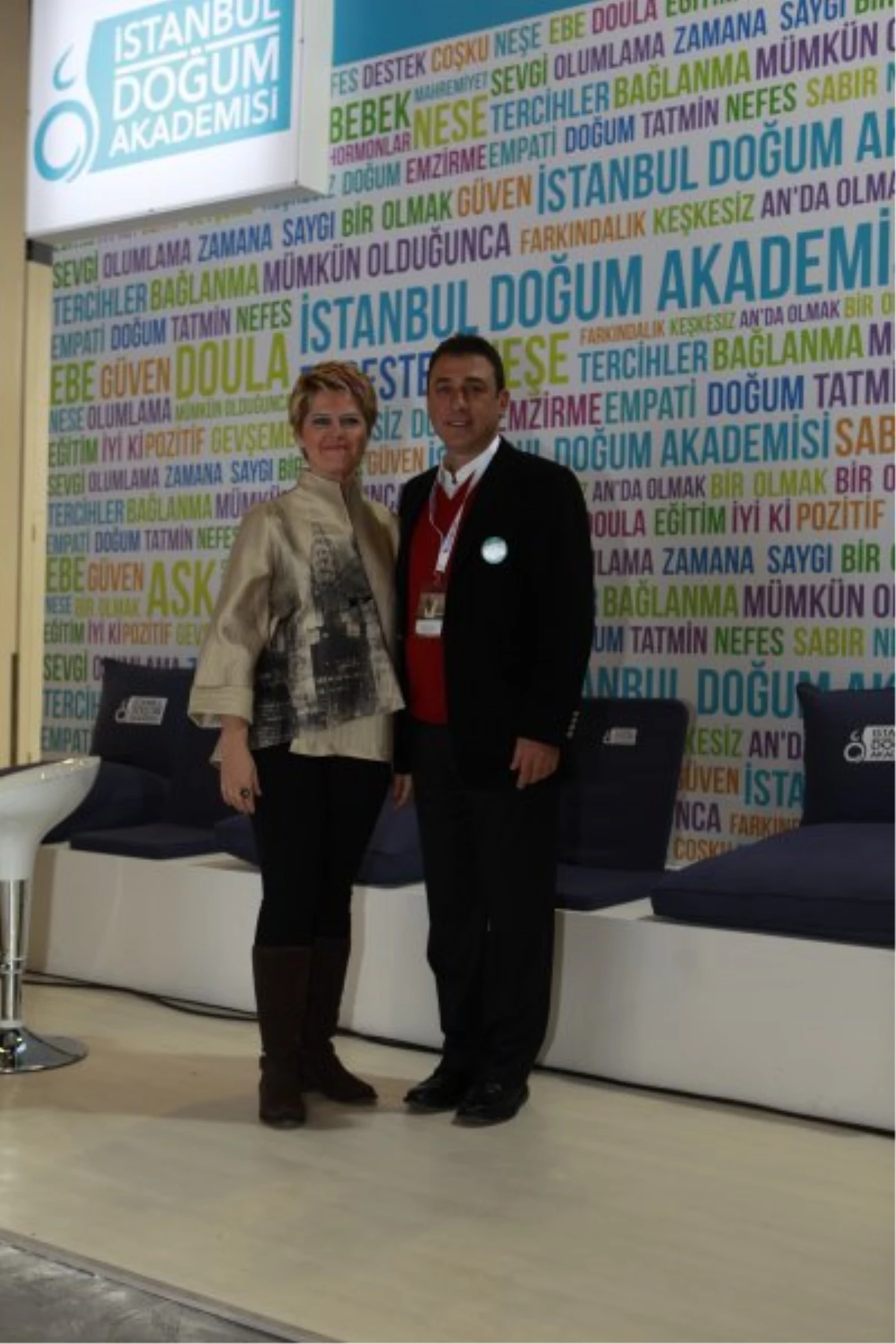 İstanbul Doğum Akademisi Ücretsiz Doğuma Hazırlık Seminerleri veriyor