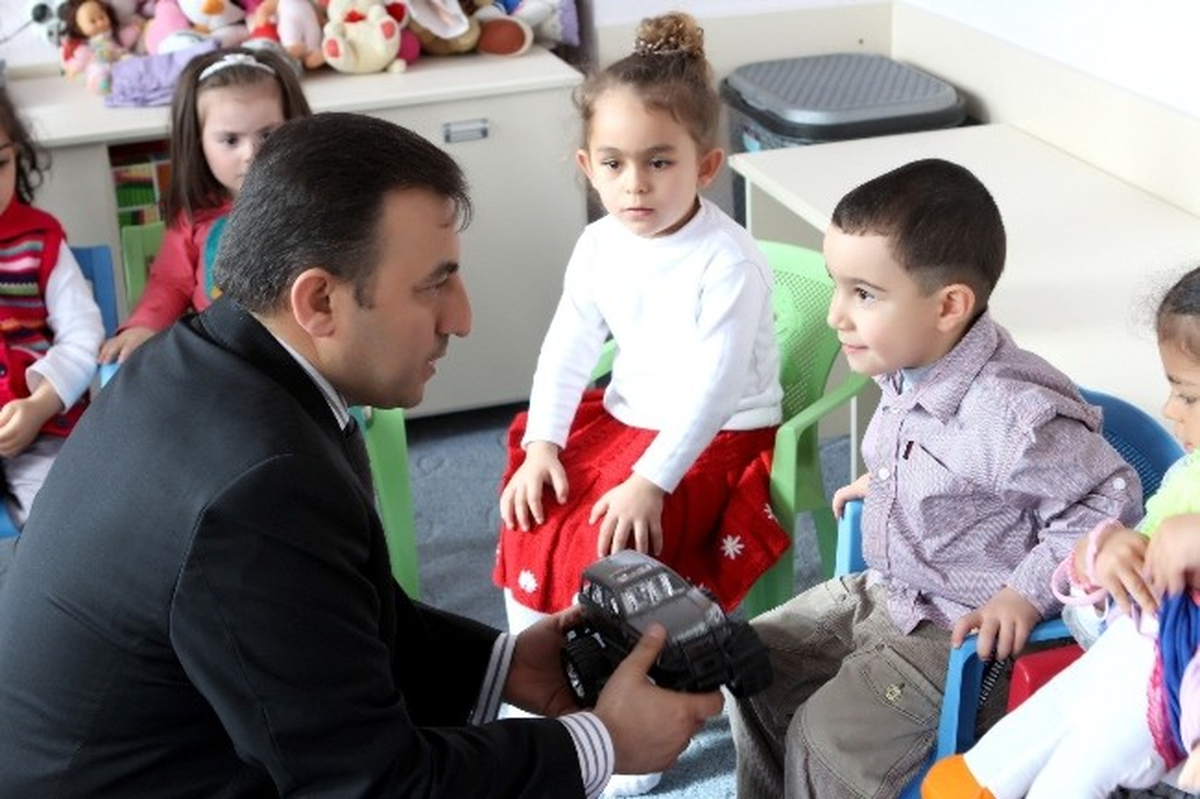 Kaymeklerde Çocuk Oyun Bölümü de Var