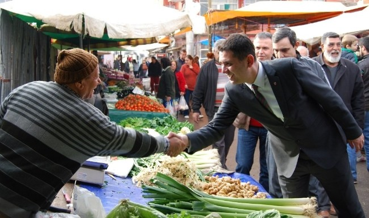 Kemerli: "Karşıyaka\'ya Ak Belediyecilik Gerek"