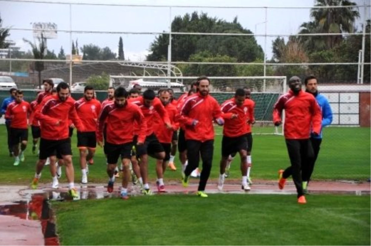 MP Antalyaspor, Çaykur Rizespor maçı hazırlıklarını sürdürüyor -