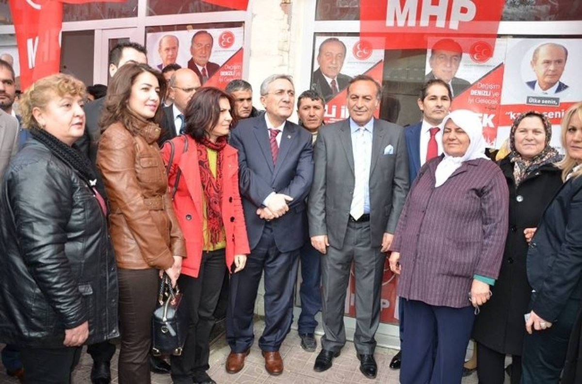 MHP Adayı İpek, Acıpayam\'da Vatandaşlarla Bir Araya Geldi