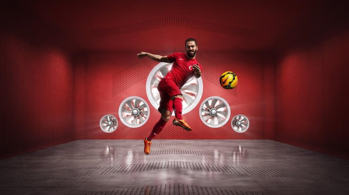 Milli Takımın Yeni Formaları Görücüye Çıktı