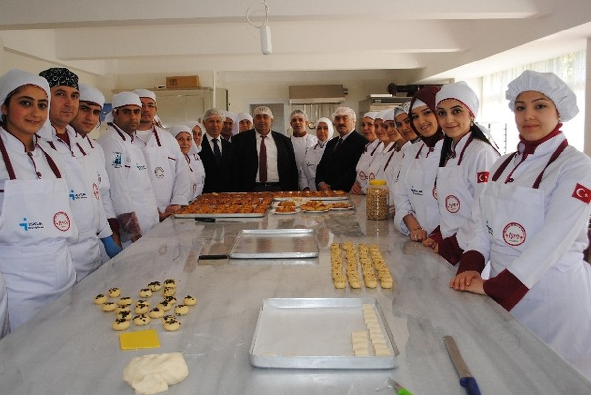 Pasta ve Unlu Mamüller Sektörüne Kalifiye Eleman Yetiştiriliyor
