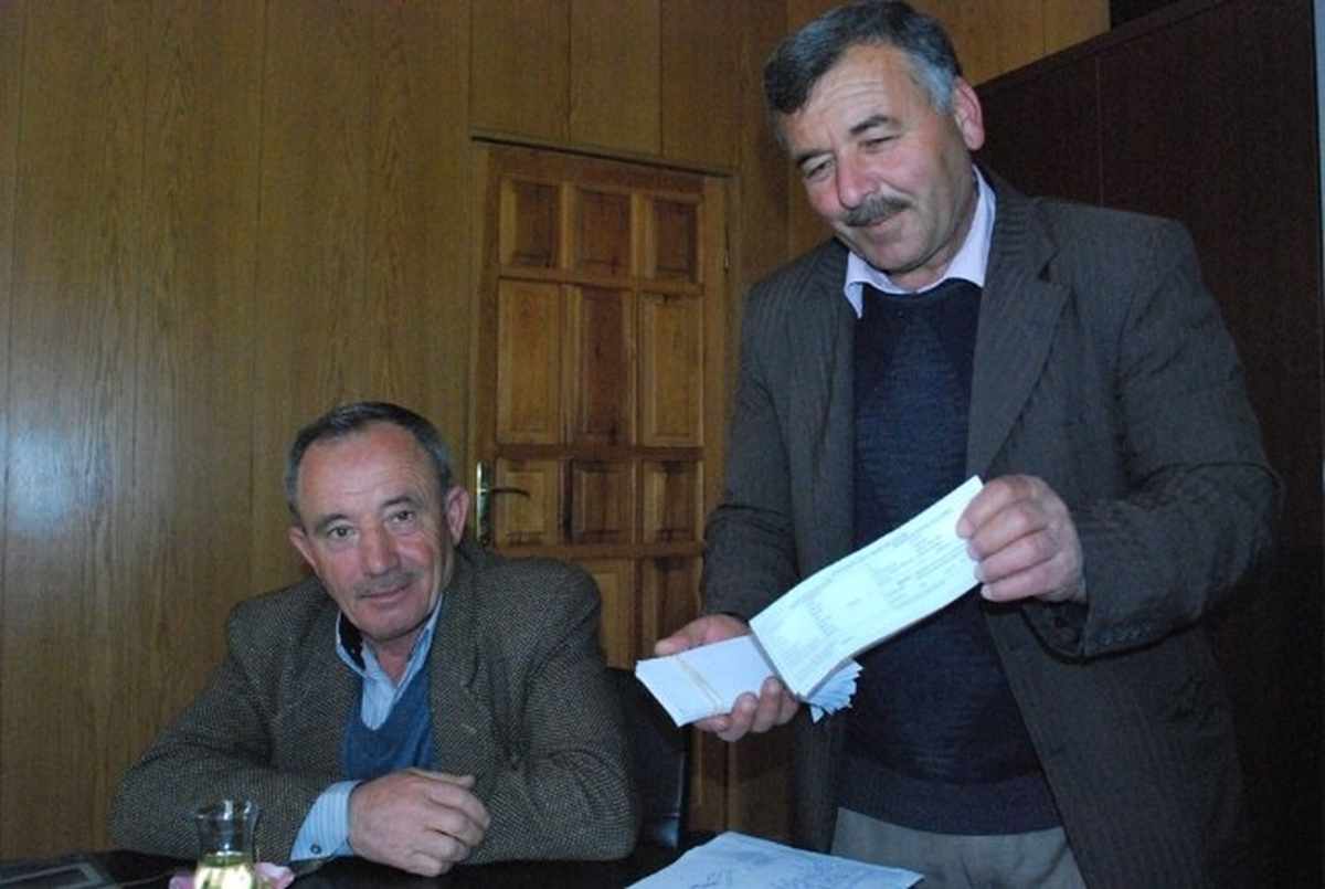 Pazarlar Seçime Hazırlanıyor