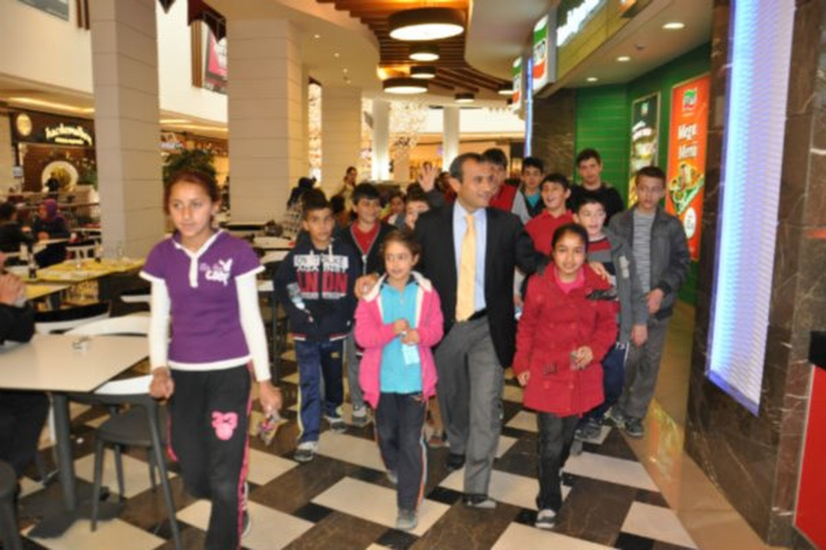 Seydişehirli Çocuklara Kentplaza\'dan Sinema Keyfi