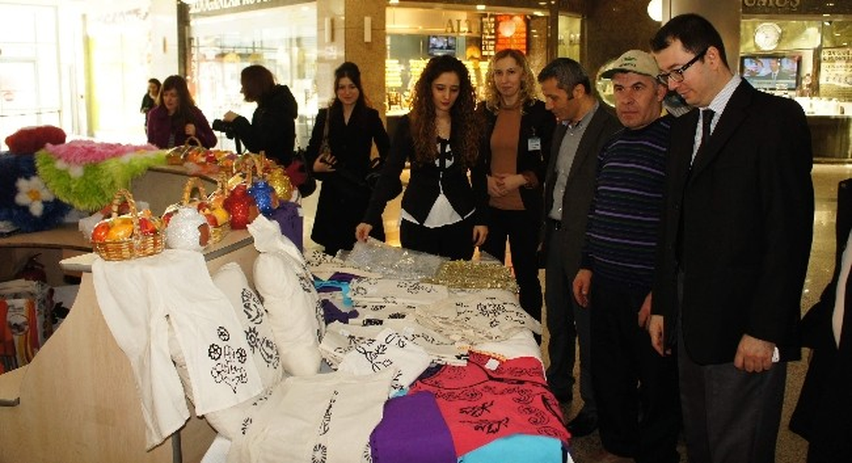 Toplum ve Ruh Sağlığı Merkezi Hastaları Kermes Düzenledi
