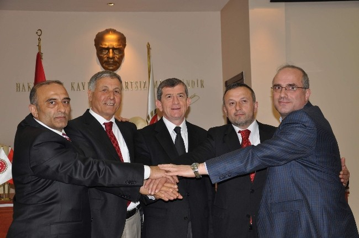 Trabzon İl Genel Meclisi ve Belediye Meclisi Son Kez Toplandı