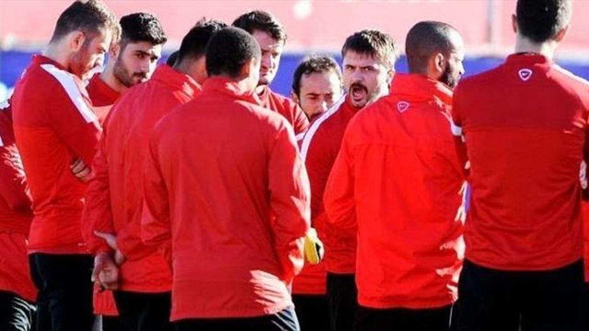 Trabzonspor Soyunma Odası ve İdmanında Büyük Tartışma