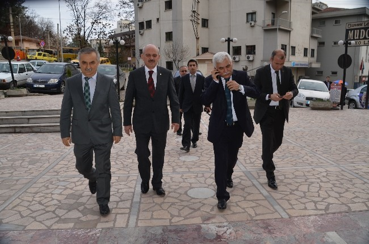 Vali Alimoğlu İl Özel İdareyi Ziyaret Etti