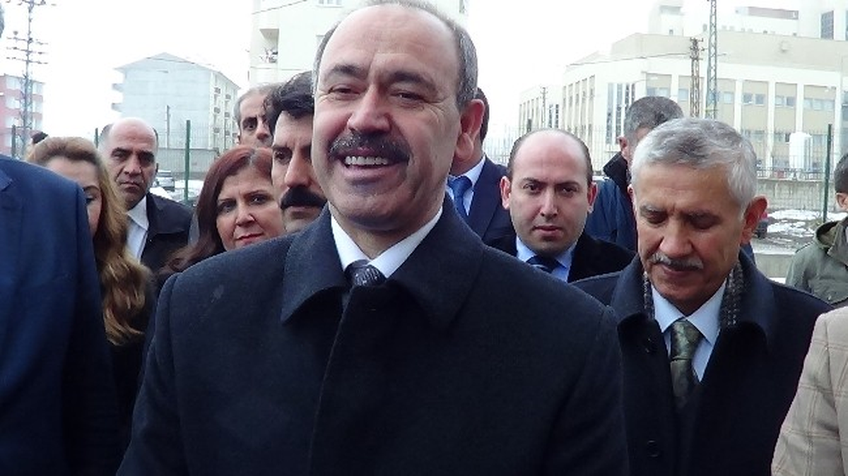 Vali Bulanık\'ta Seçimlerin Huzur İçerisinde Geçmesini İstedi