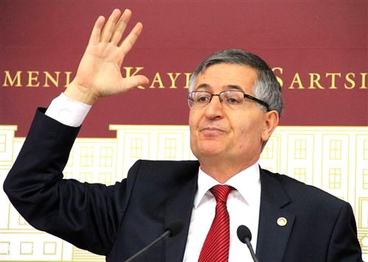 MHP\'li Yeniçeri: Erdoğan, Seçim Sonuçlarına da Müdahale Edecektir