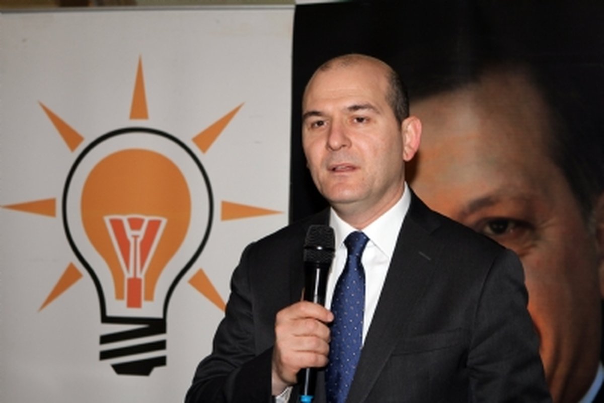 AK Parti\'li Soylu Çanakkale\'de Muhalefete Yüklendi