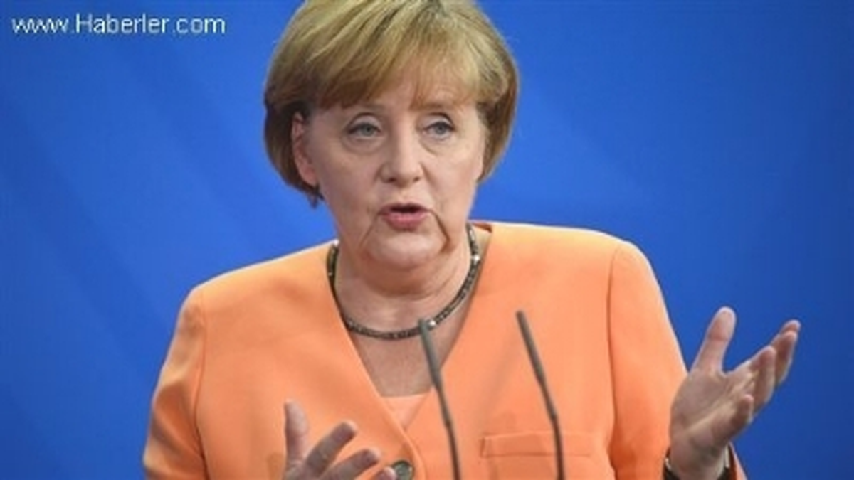 Almanya Başbakanı Merkel: "Kırım\'da Referandum Gayrımeşru"