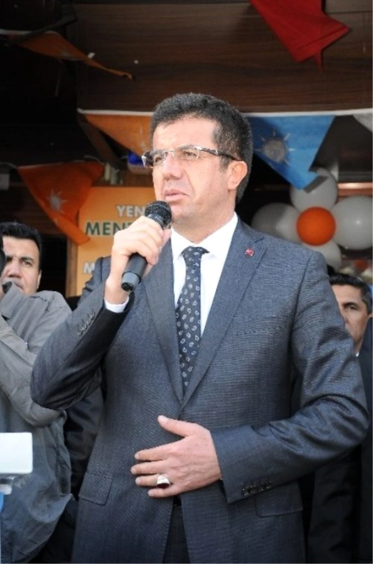 Ekonomi Bakanı Zeybekci\'den \'Vatana İhanet\' Suçlaması (2)