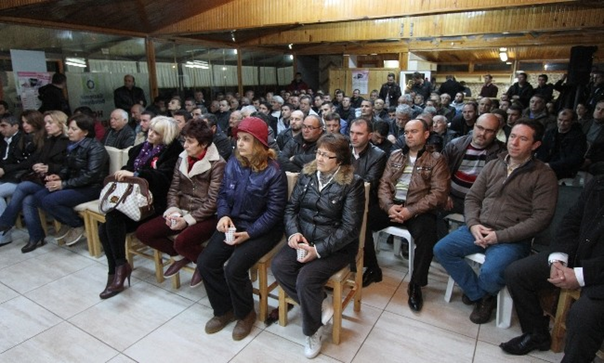 Başkan Şenol Yağmur Çamur Dinlemiyor