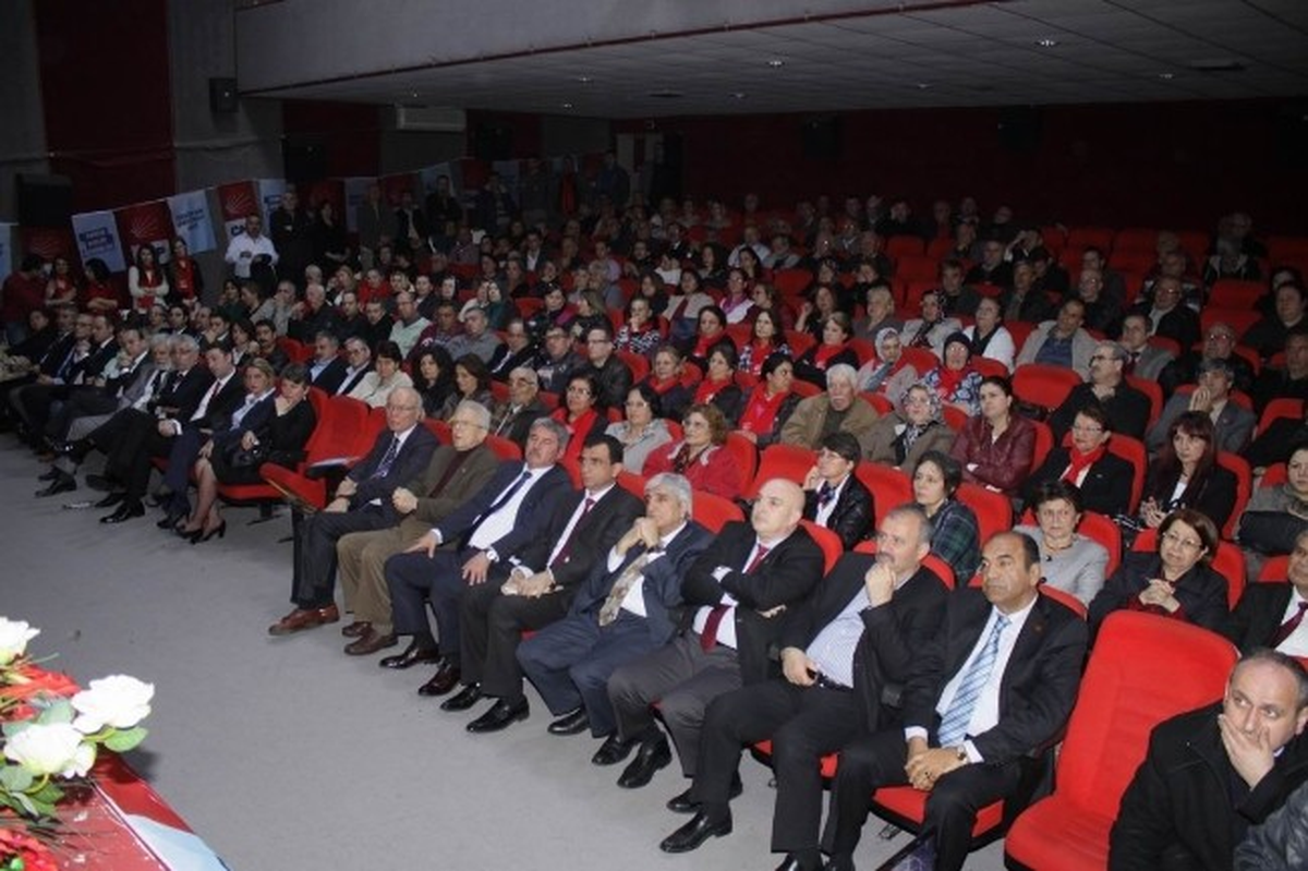 CHP Belediye Başkan Adayı Dursun Mirza Meclis Üyelerini Tanıttı