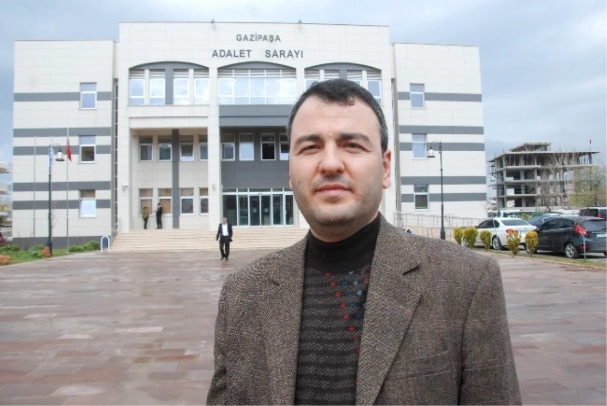CHP\'li Belediye Başkanının Makam Koltuğu İcra Yoluyla Satıldı
