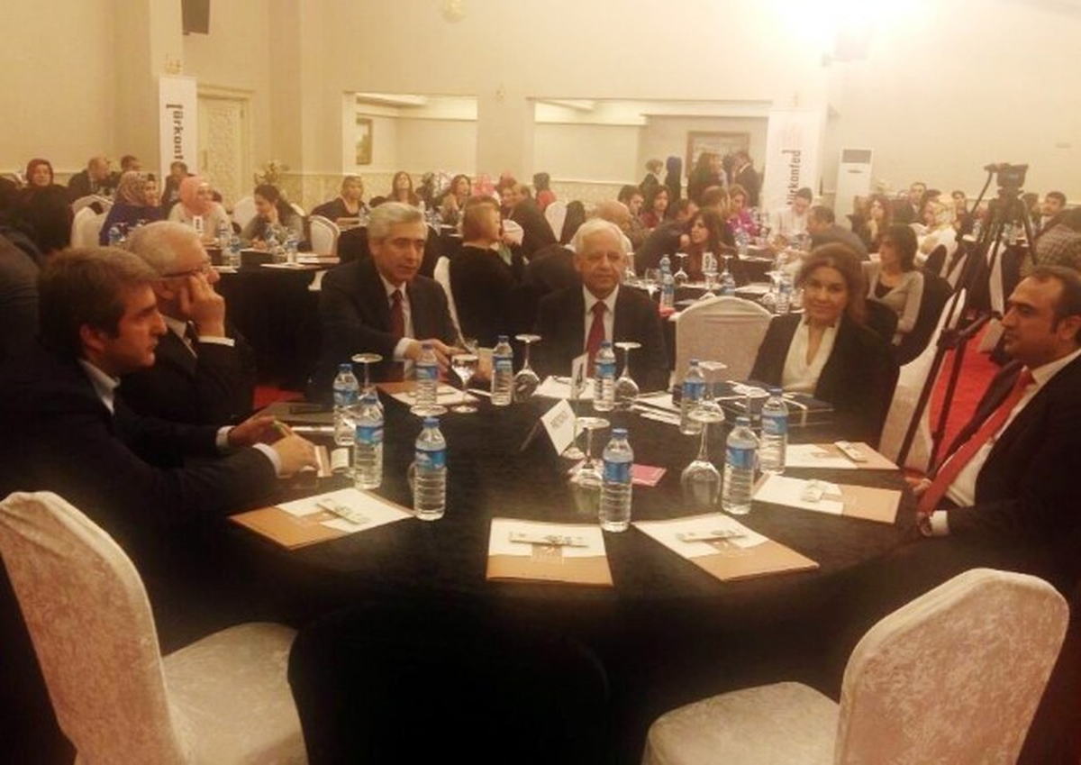 Ensarioğlu, \'İş Dünyasında Kadın Raporu\' Çalıştayına Katıldı