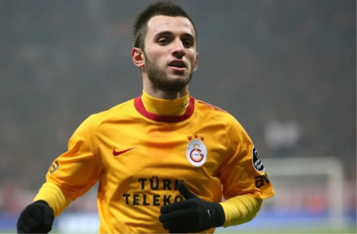 Galatasaray\'da Emre Çolak Sakatlandı 1 Ay Sahalarda Yok