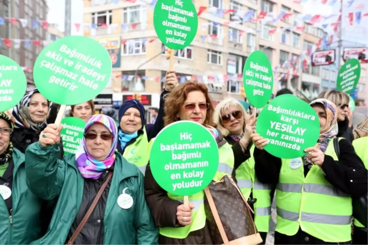 Kadınlar Sağlıklı ve Bağımsız Bir Gelecek İçin Yürüdü