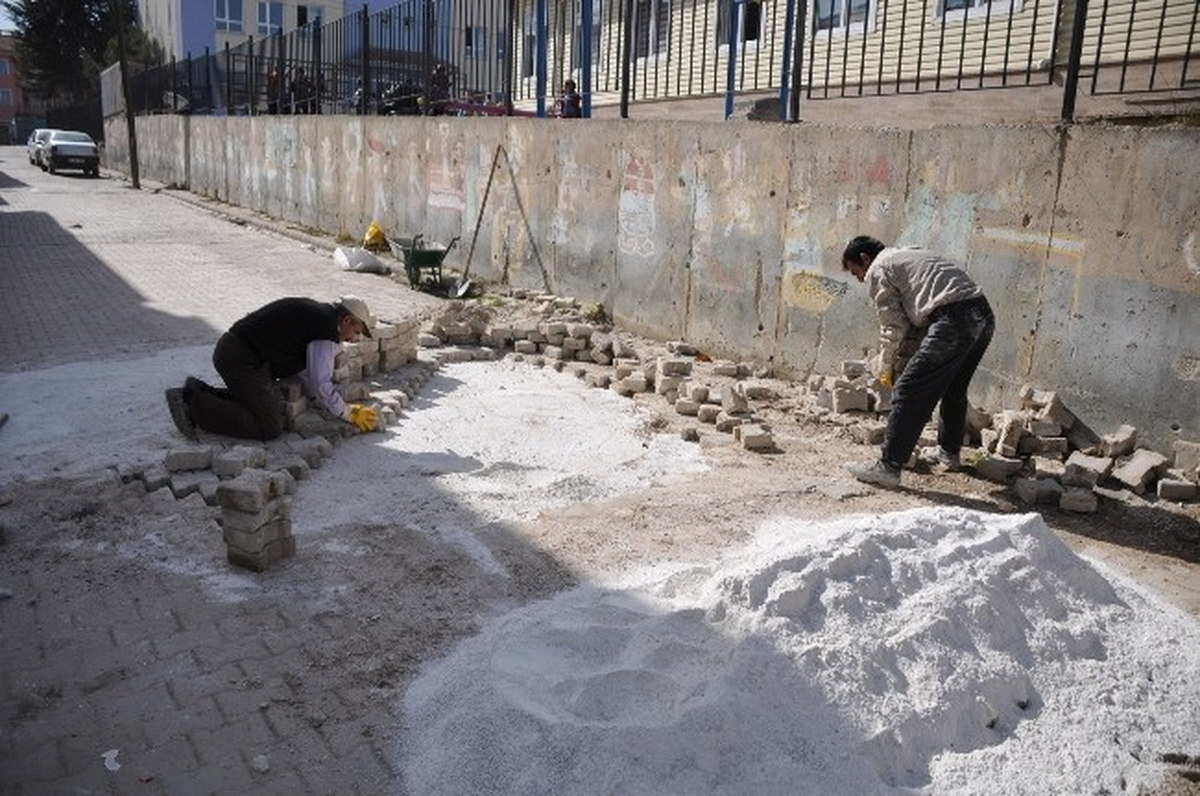 Kilit Parke Taşı Kaplı Sokaklara Bakım