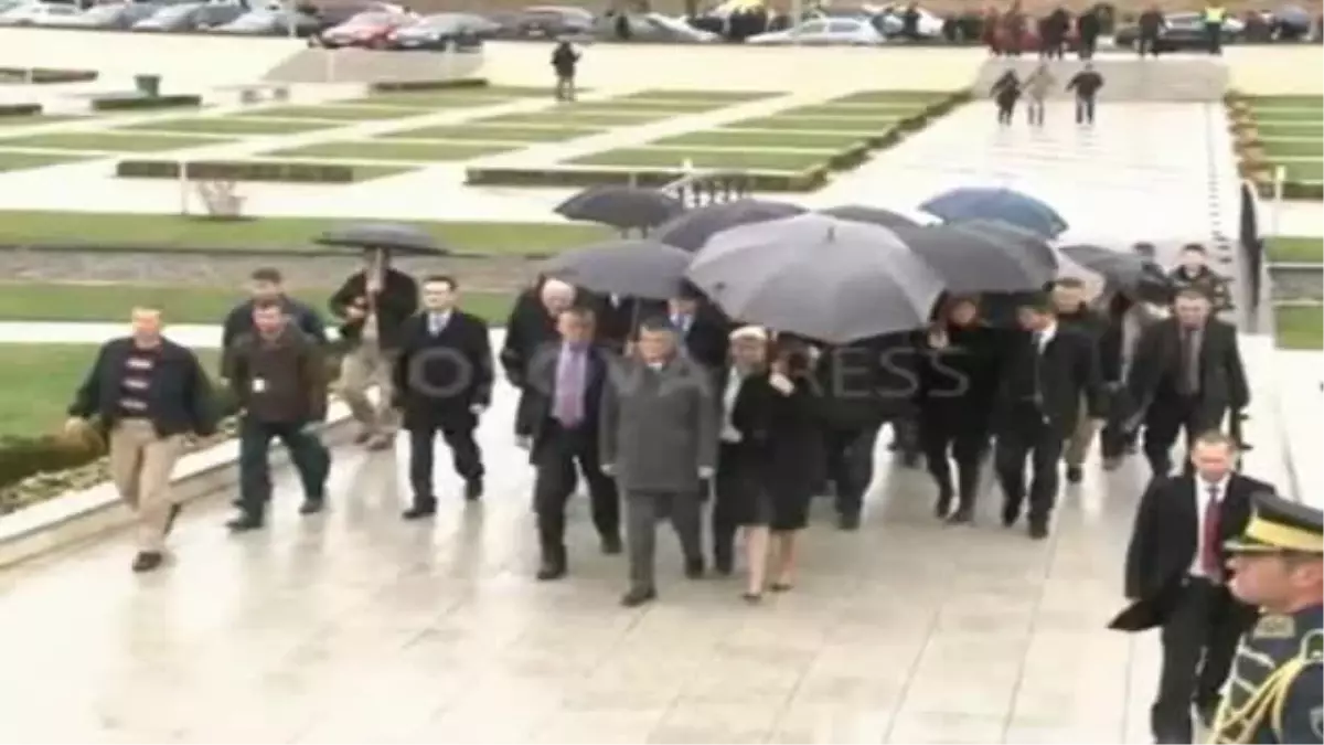 Kosova\'da \'Uçk Destanı\' Anma Törenine Cumhurbaşkanı Yahyaga ve Başbakan Taçi Katıldı
