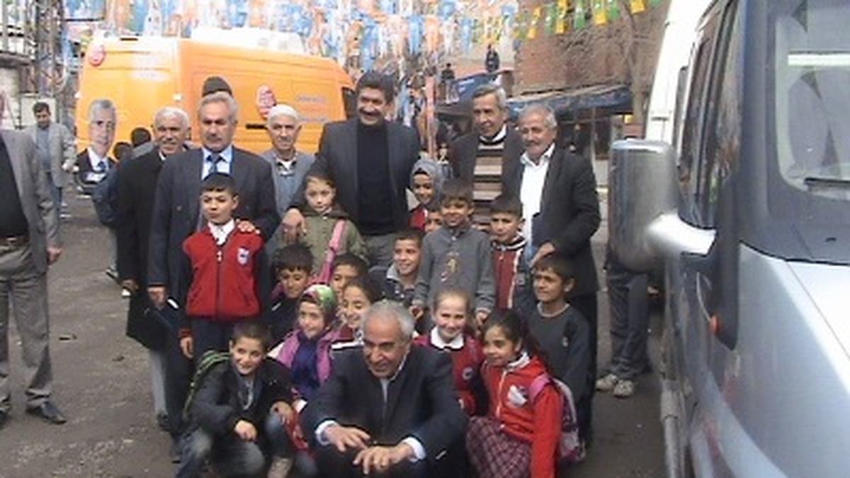 Kurt Ağır Yüklendi: Ortaçağ Belediyeciliği Bile Yapılmadı
