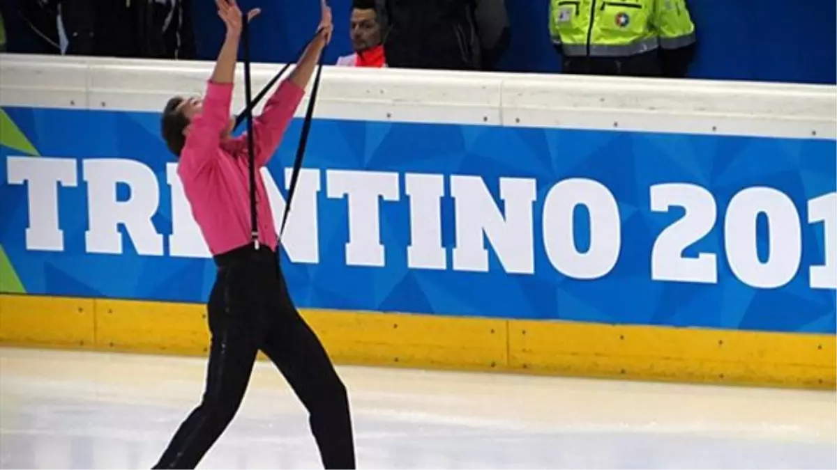 Nan, Artistik Patinaj'da Erkekler Kısa Program'ın Birincisi Oldu