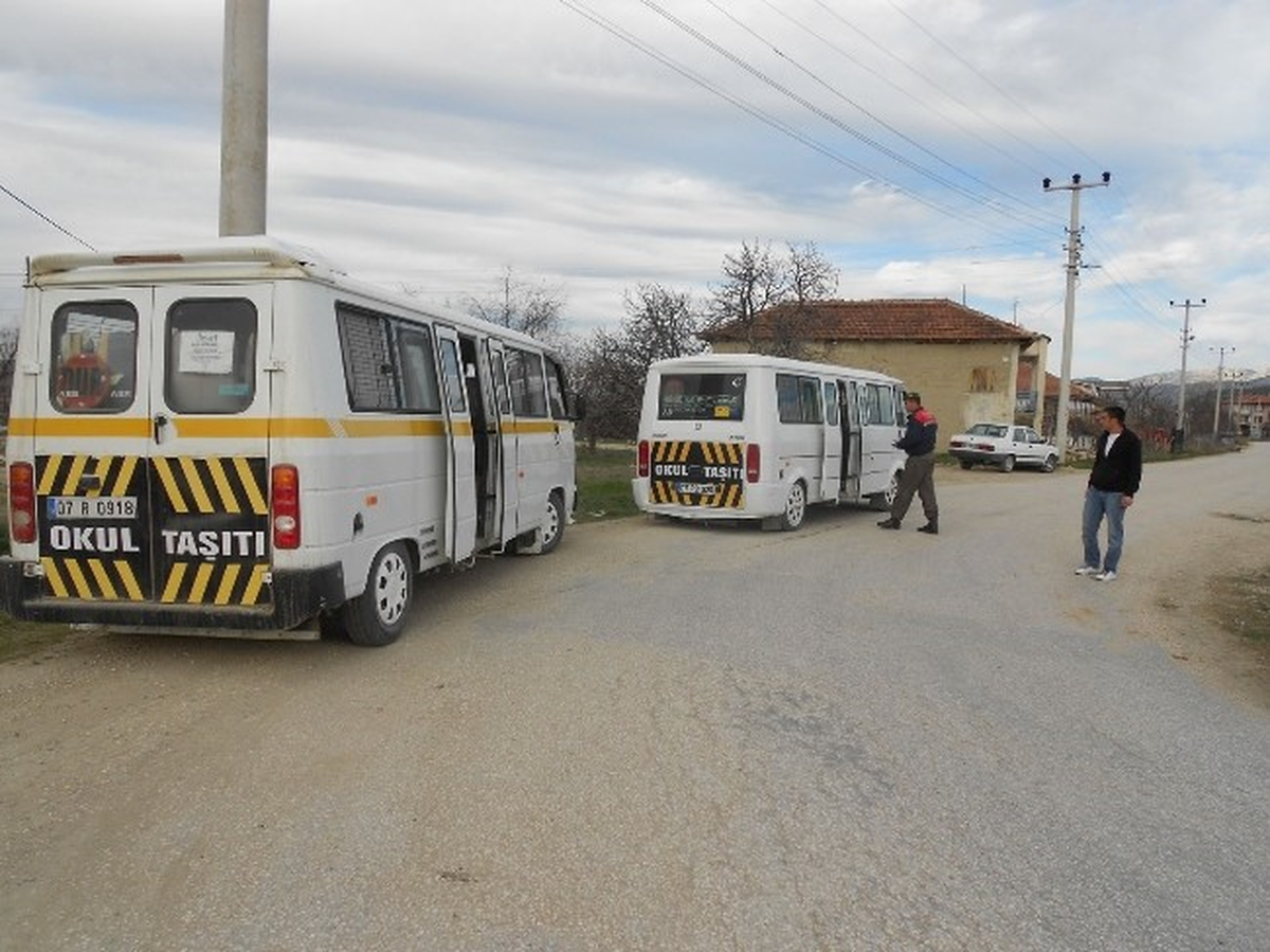 Okul Servisleri Jandarma Tarafından Denetlendi