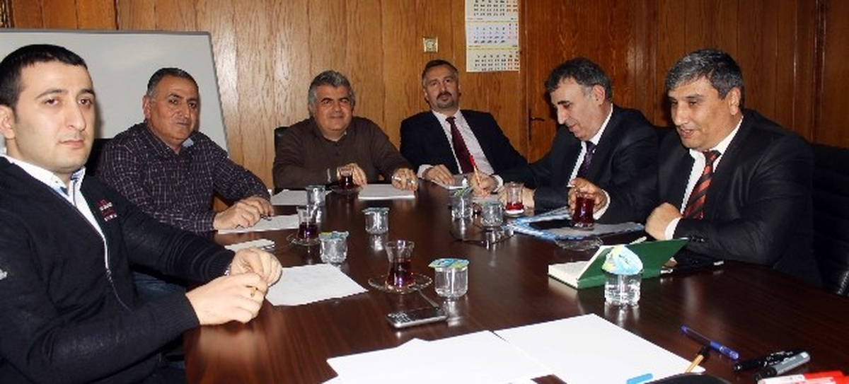Suriye Türkmenler Birliği Meclisi Heyetinden Dekan Prof. Dr. Altıntaş\'a Ziyaret