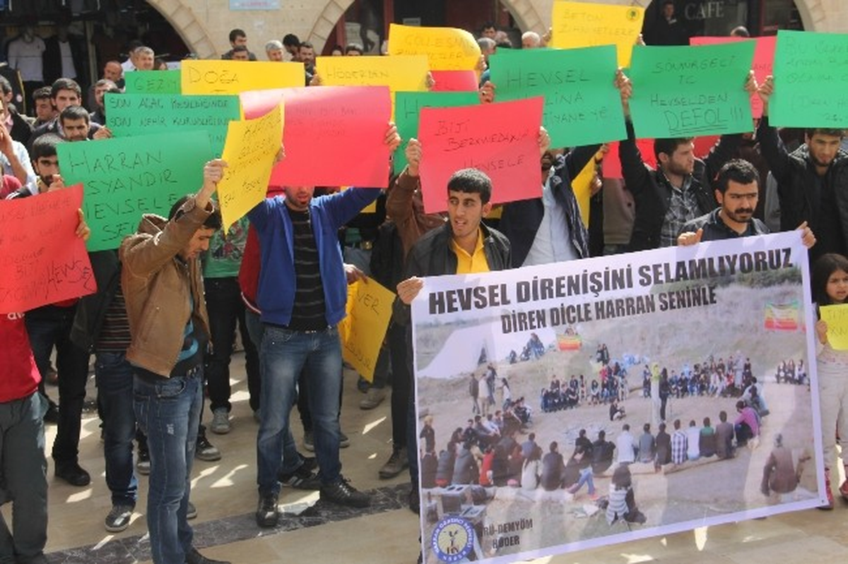 Üniversite Öğrencilerden Eylem