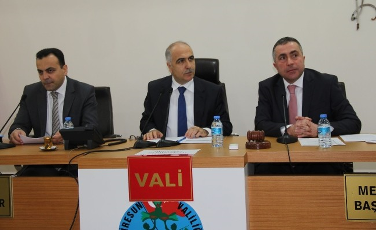 Vali Hasan Karahan, İl Genel Meclisi\'nin Karnesini Açıkladı
