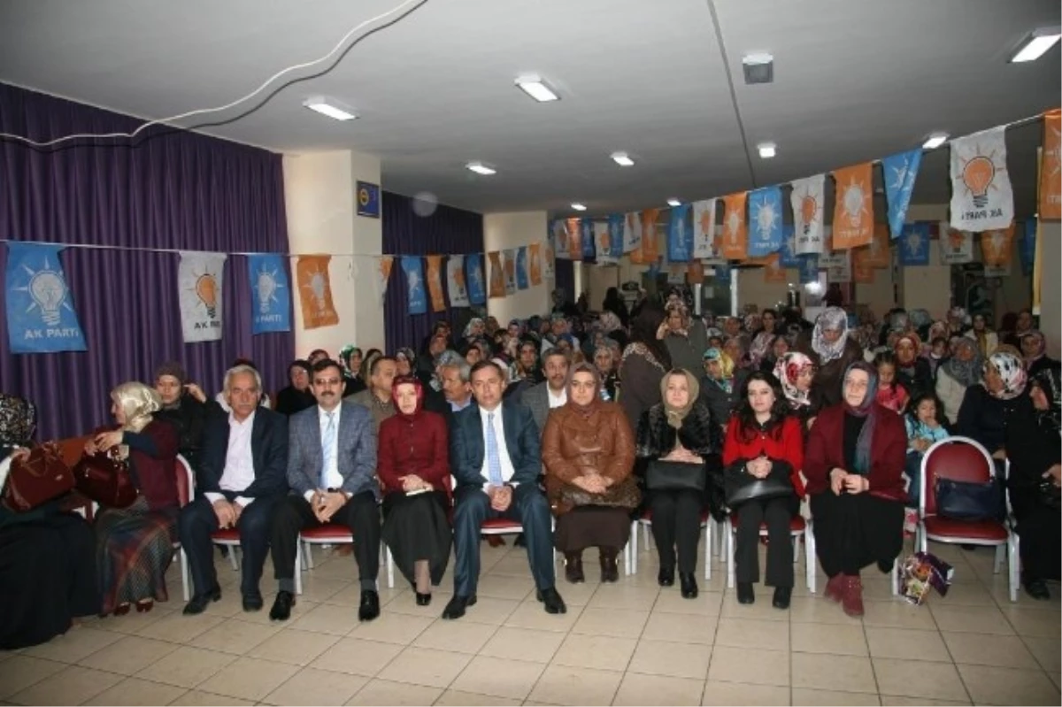 AK Parti\'den Sungurlu\'da Kadınlar Günü Etkinliği
